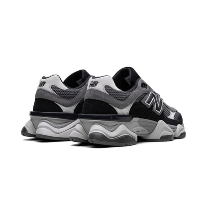 9060 "Black / Castlerock" – Ansicht 3