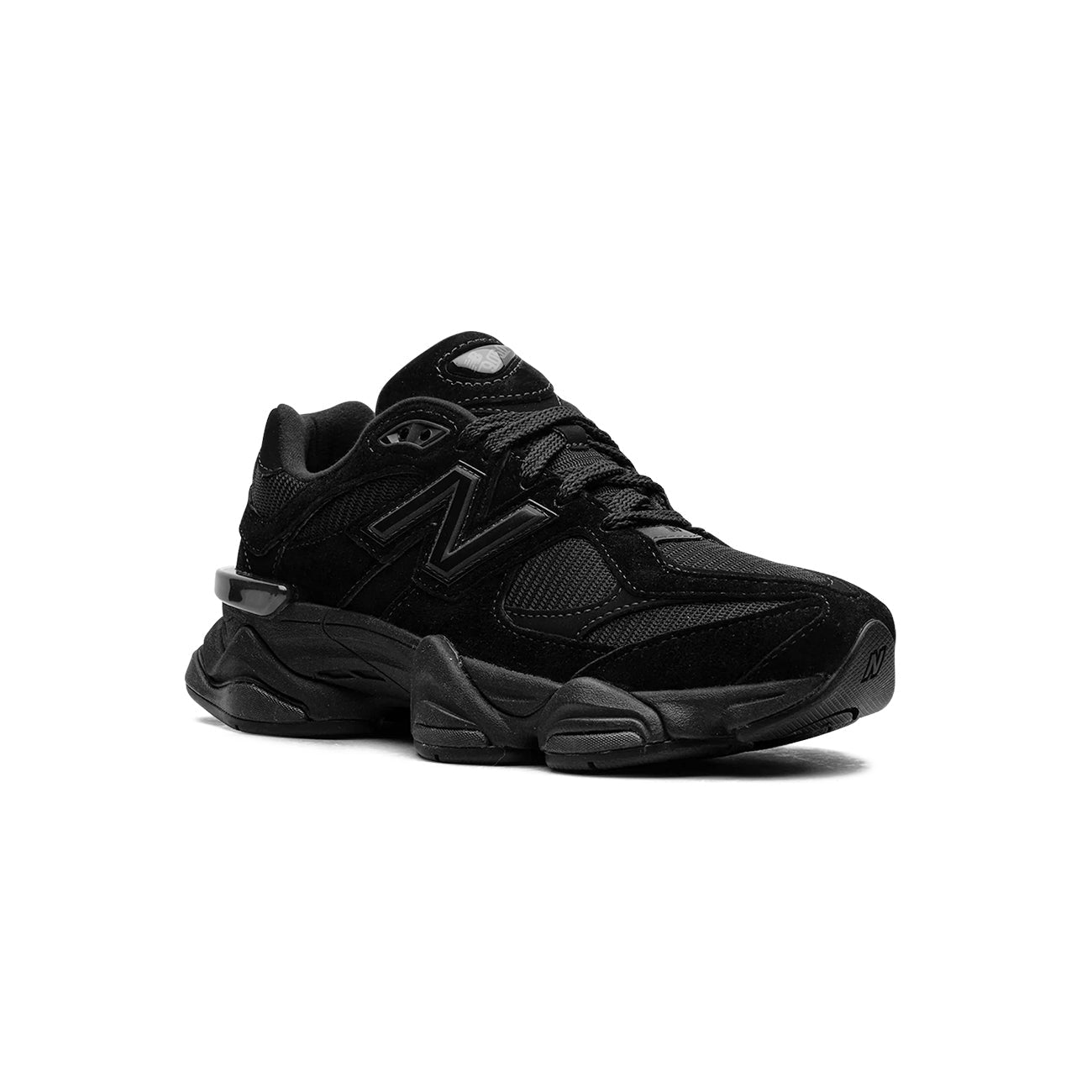 9060 "Triple Black" – Ansicht 4