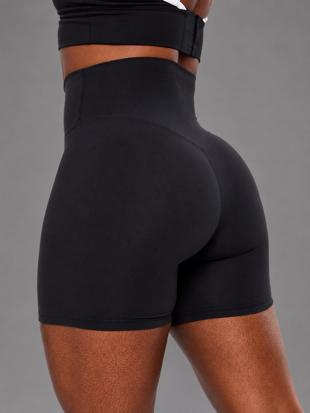Rosa Shorts 5" - Onyx Black – Ansicht 2