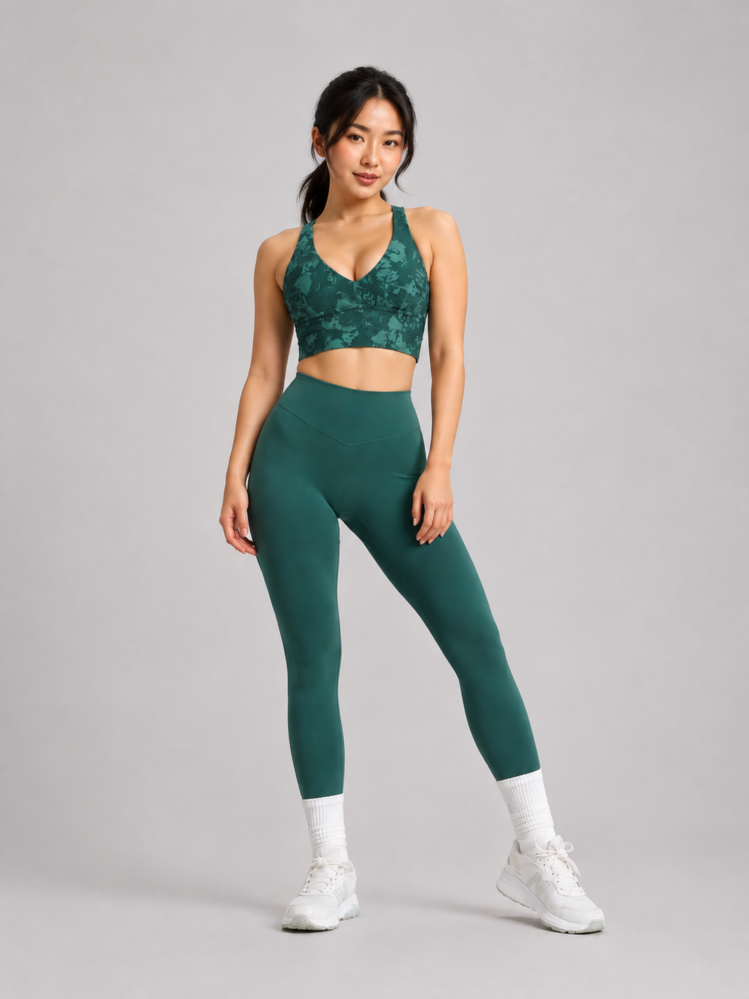Alpha Sports Bra - Ivy Dahlia – Ansicht 1