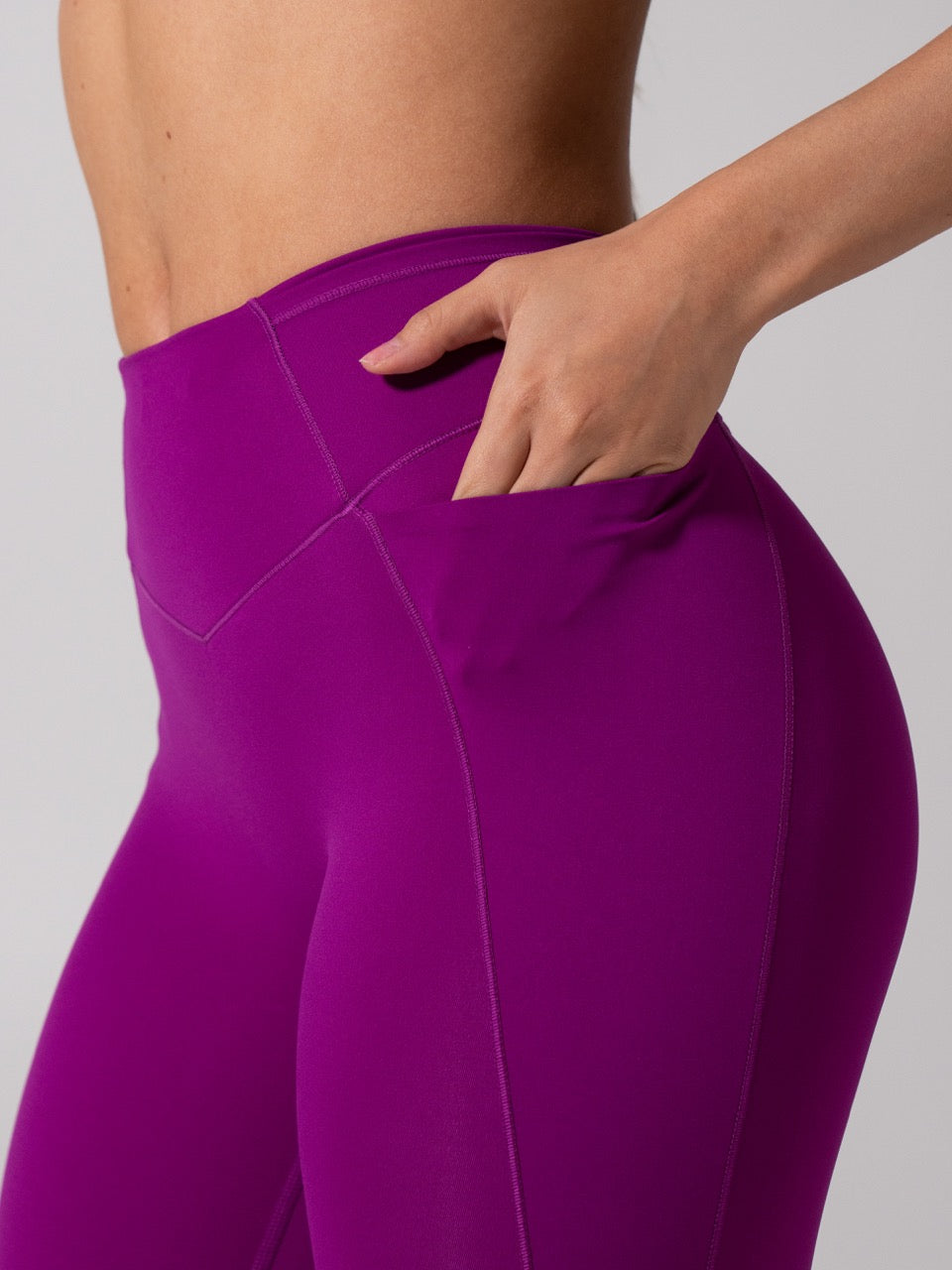 Airbrush Multi Pocket Legging - Grape Juice – Ansicht 4