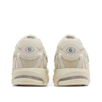 Bad Bunny x adidas Response CL "Wonder White" – Ansicht 3